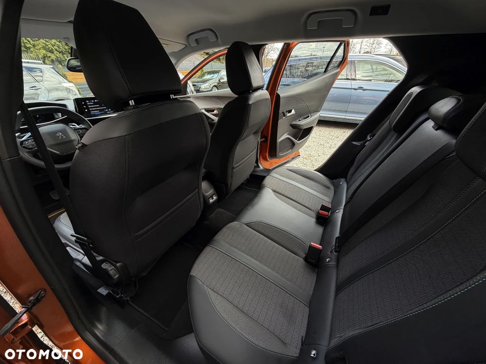 Peugeot 2008 1.2 PureTech Allure Pack S&S EAT8 - 21