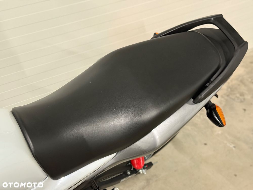 Honda CB - 26