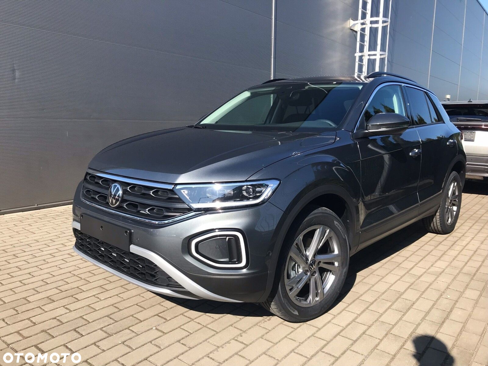 Volkswagen T-Roc 1.5 TSI Life Plus - 2