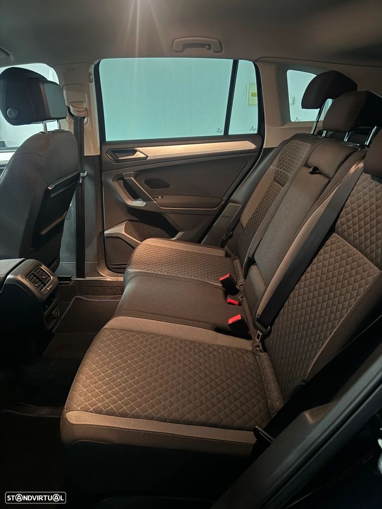 VW Tiguan 2.0 TDI Confortline - 11