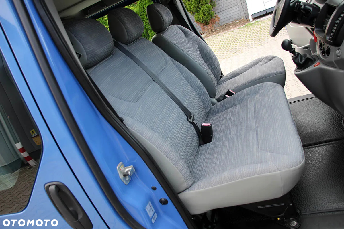 Renault TRAFIC LONG*Brygadowy 6 Miejsc*Tylko 239,oookm! - 26