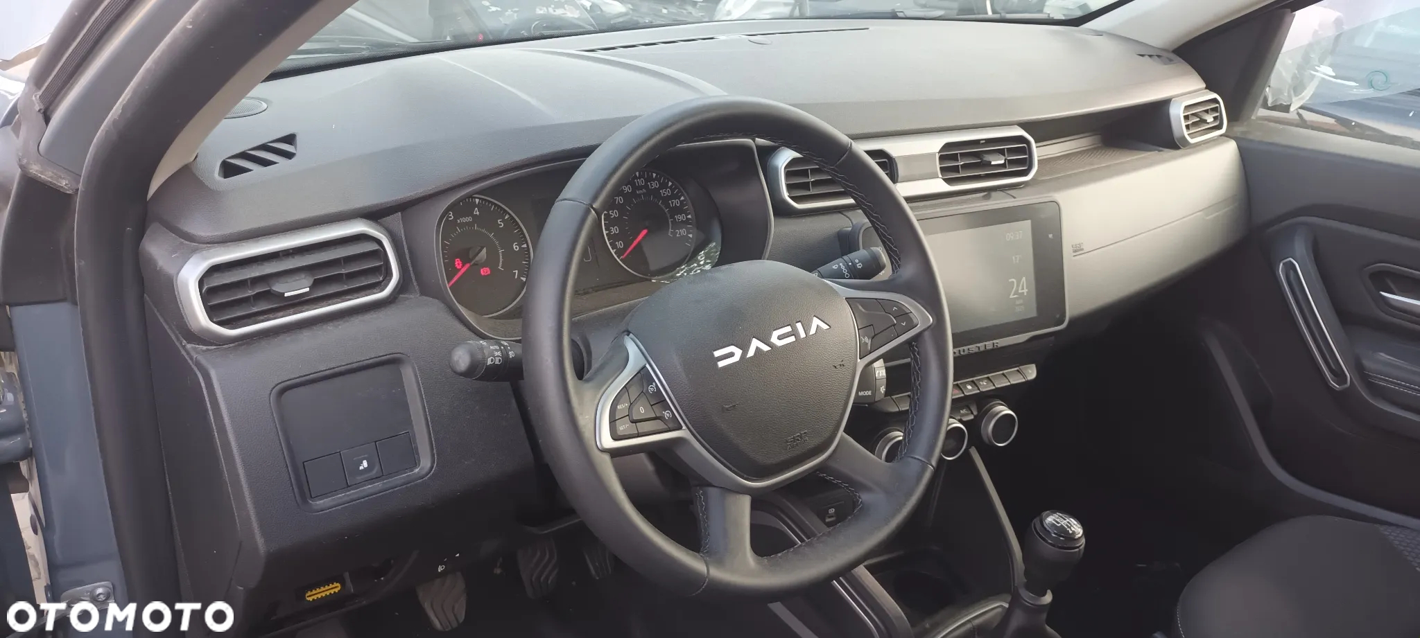 Dacia Duster 1.3 TCe Comfort - 27