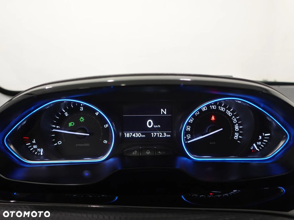 Peugeot 2008 e-HDi FAP 92 ETG6 STOP & START Allure - 38