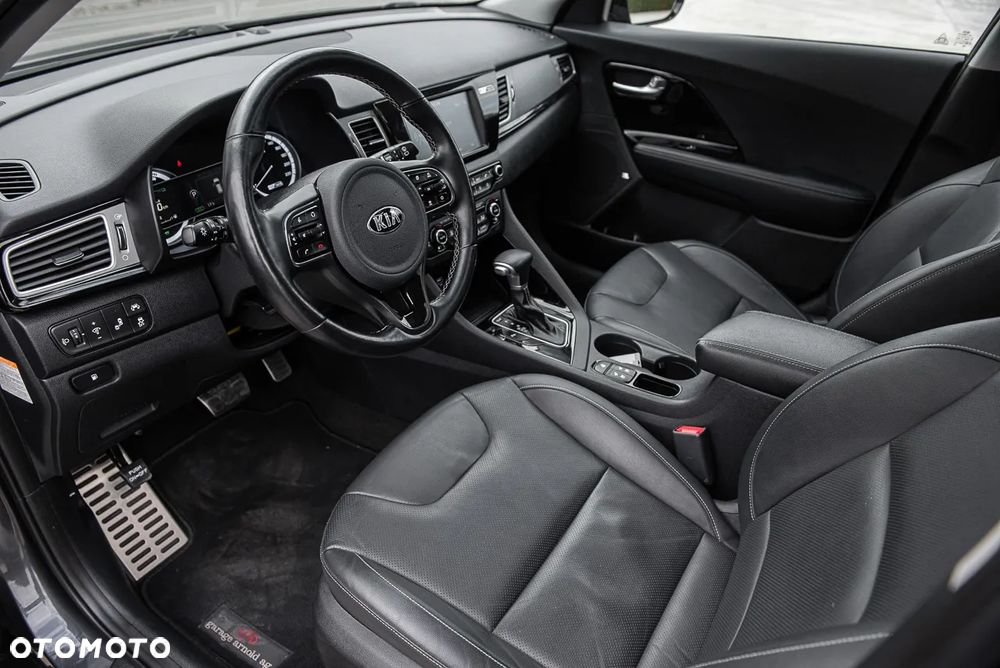 Kia Niro 1.6 GDI HEV 2WD OPF Vision - 16