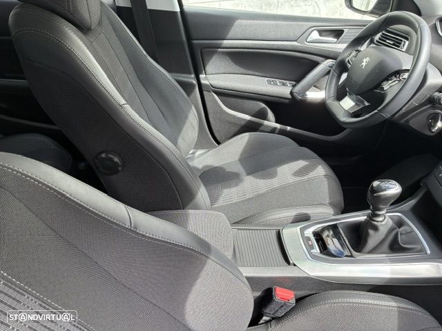 Peugeot 308 SW 1.5 BlueHDi Allure Pack - 20