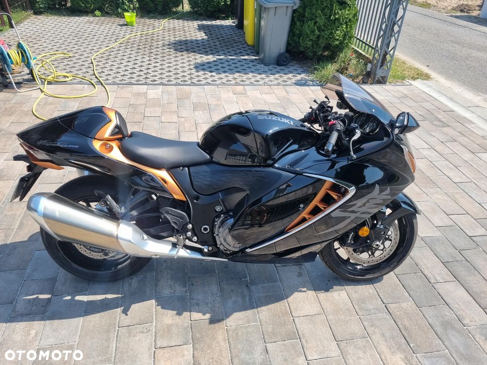 Suzuki Hayabusa - 1