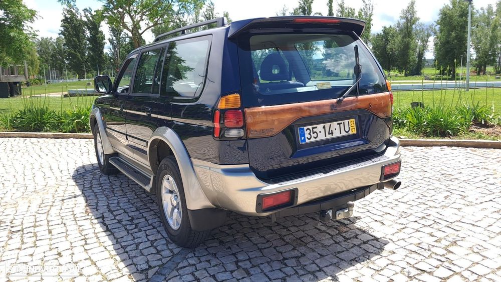 Mitsubishi Pajero Sport 2.5 TD GLS - 5