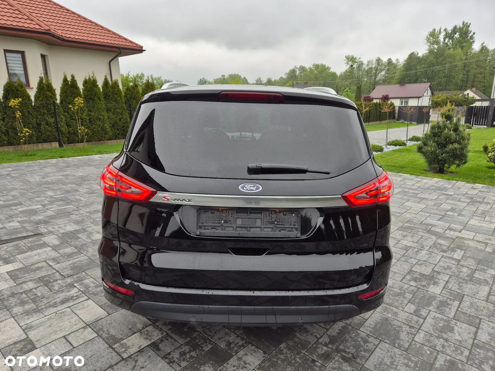 Ford S-Max 2.0 EcoBlue Titanium - 32