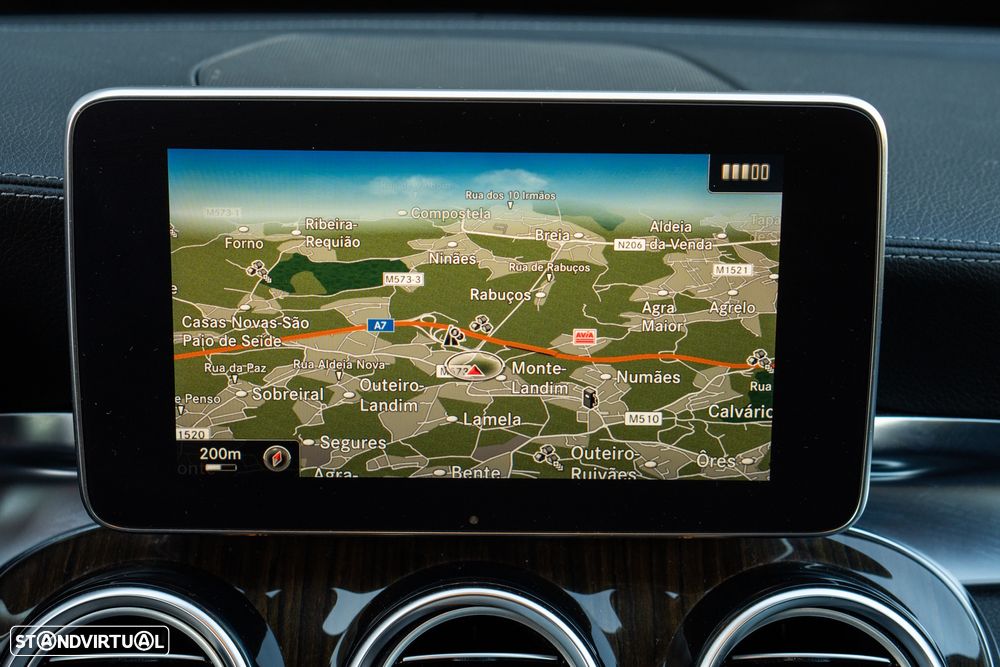 Mercedes-Benz C 300 BlueTEC Hybrid AMG Line - 32