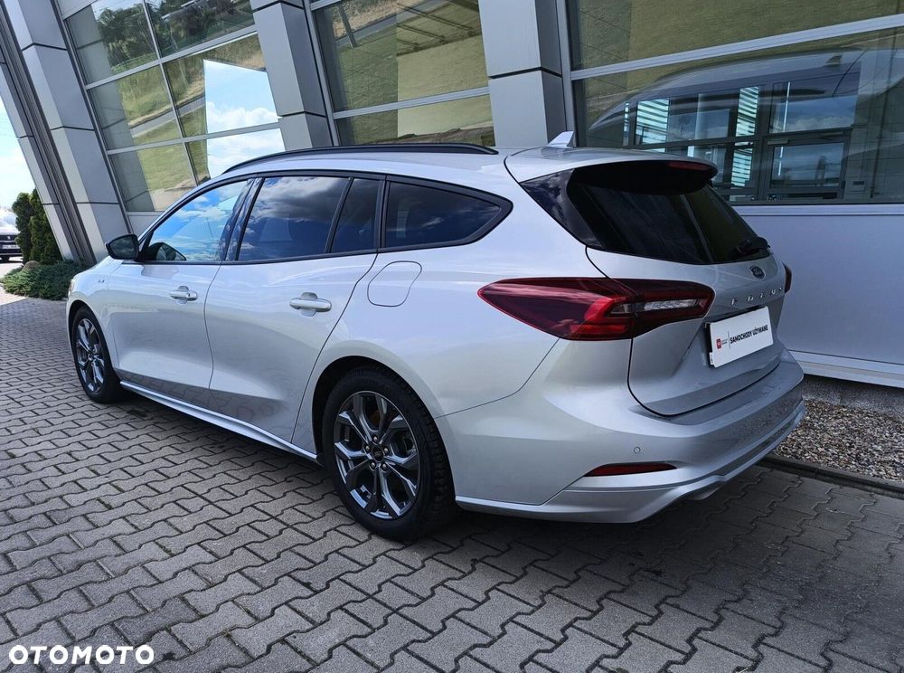 Ford Focus 1.0 EcoBoost mHEV ST-Line X - 11