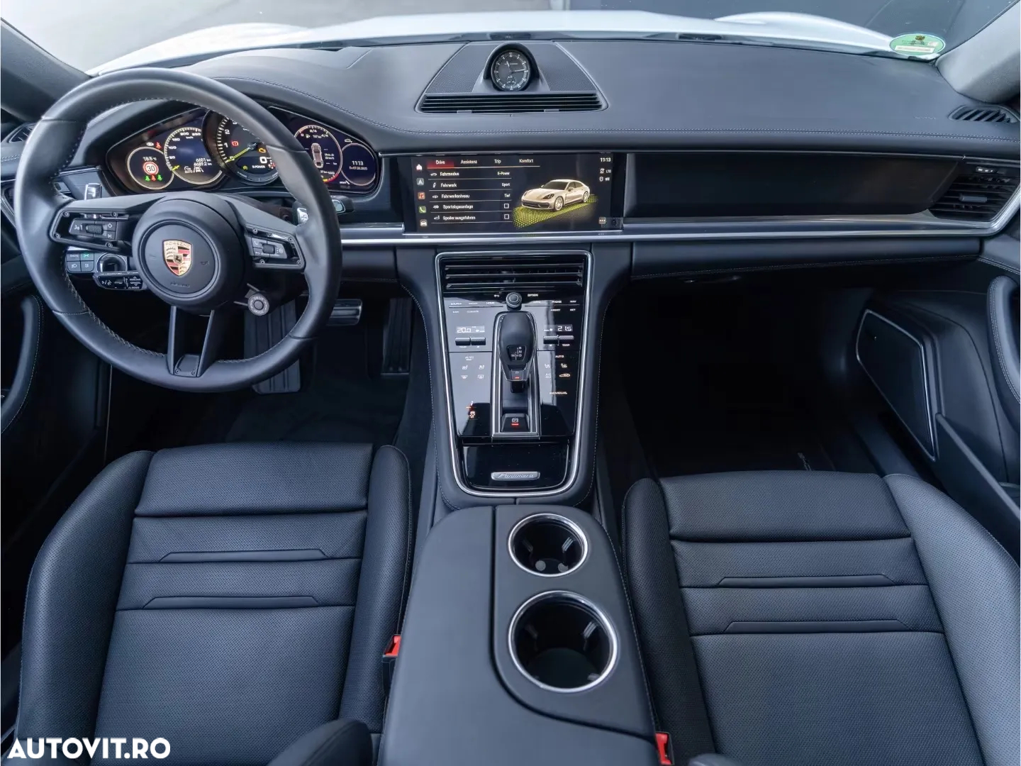 Porsche Panamera 4 E-Hybrid Platinum Edition - 16