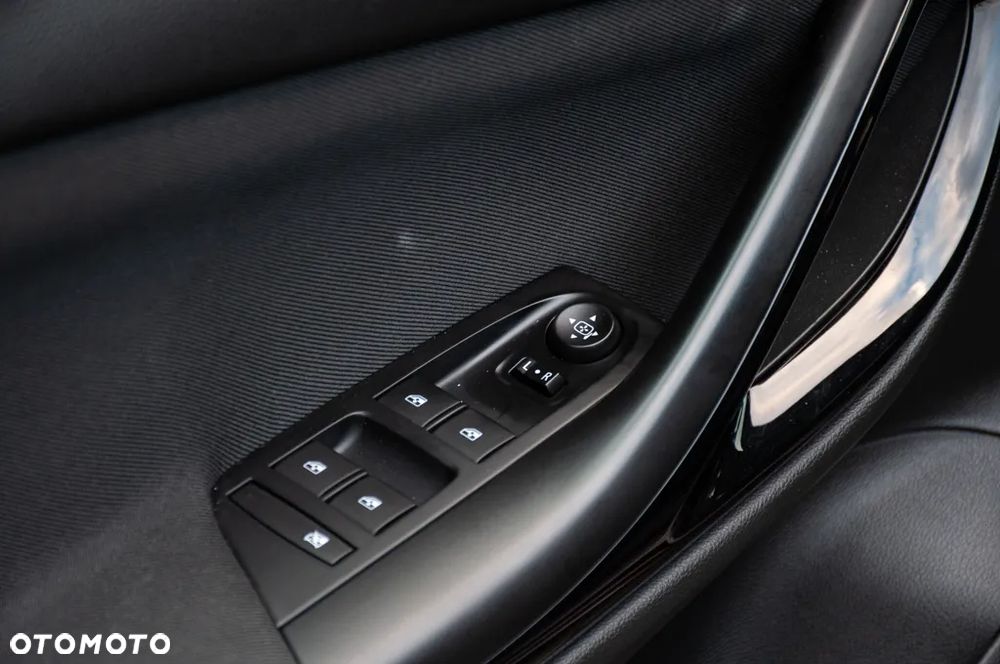 Opel Astra 1.4 Turbo Innovation - 38