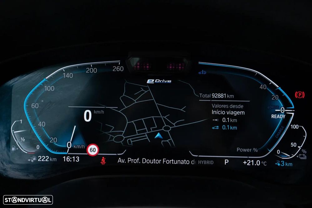 BMW 545 e xDrive Line Luxury - 23
