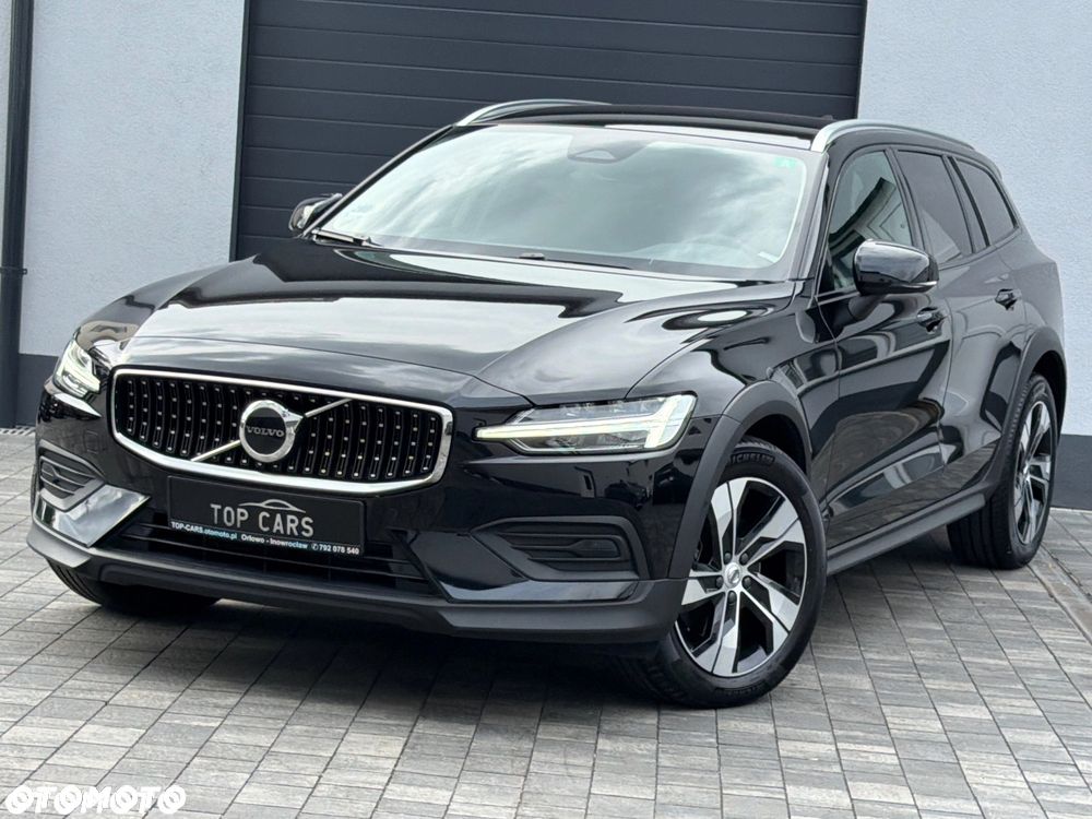 Volvo V60 Cross Country B4 D AWD Geartronic Pro - 2