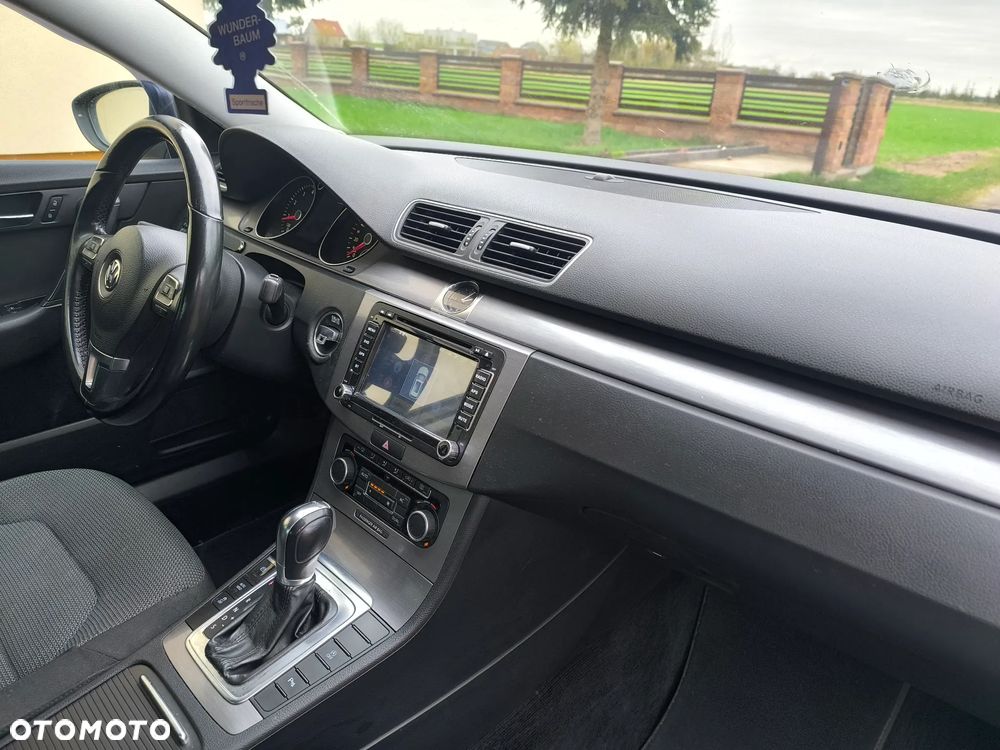 Volkswagen Passat 1.4 TSI DSG BlueMotion Technology Exclusive - 17
