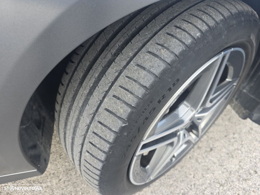 Mercedes-Benz E 300 de 4Matic 9G-TRONIC Night Edition - 12