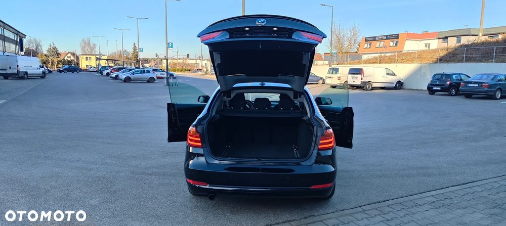 BMW 3GT 320d xDrive - 18