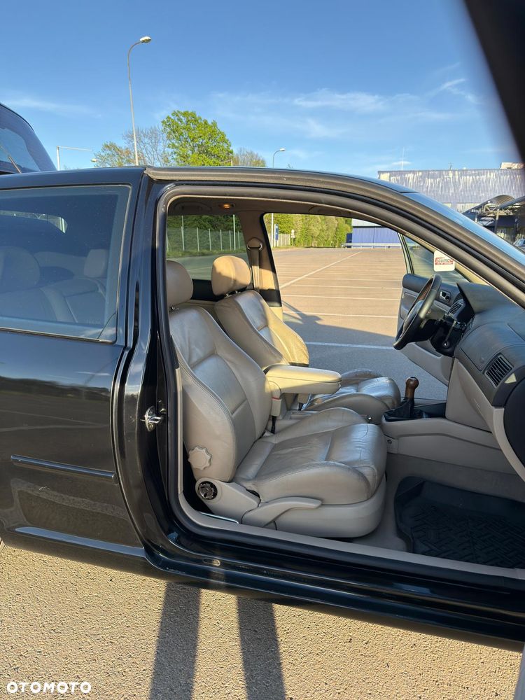 Volkswagen Golf - 9