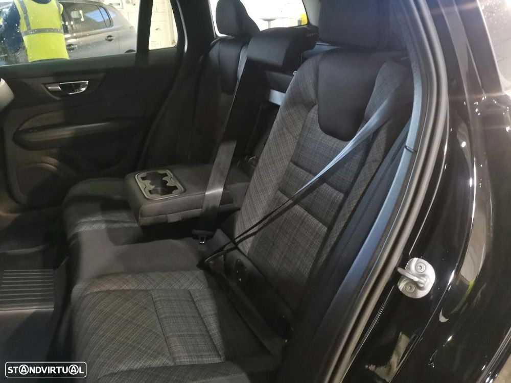 Volvo V60 2.0 T6 AWD TE Core - 8