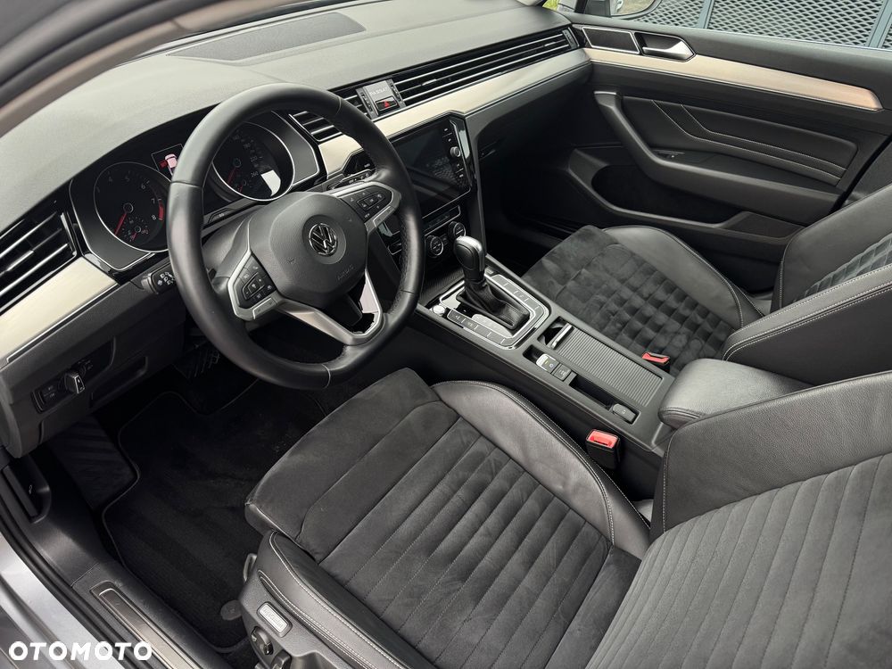 Volkswagen Passat 1.5 TSI EVO Elegance DSG - 10