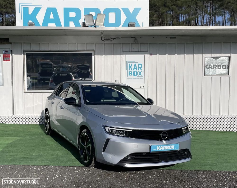 Opel Astra 1.2 T Elegance - 2