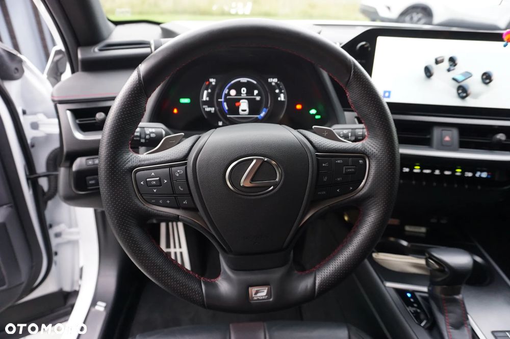 Lexus UX 250h GPF F Sport 2WD - 32