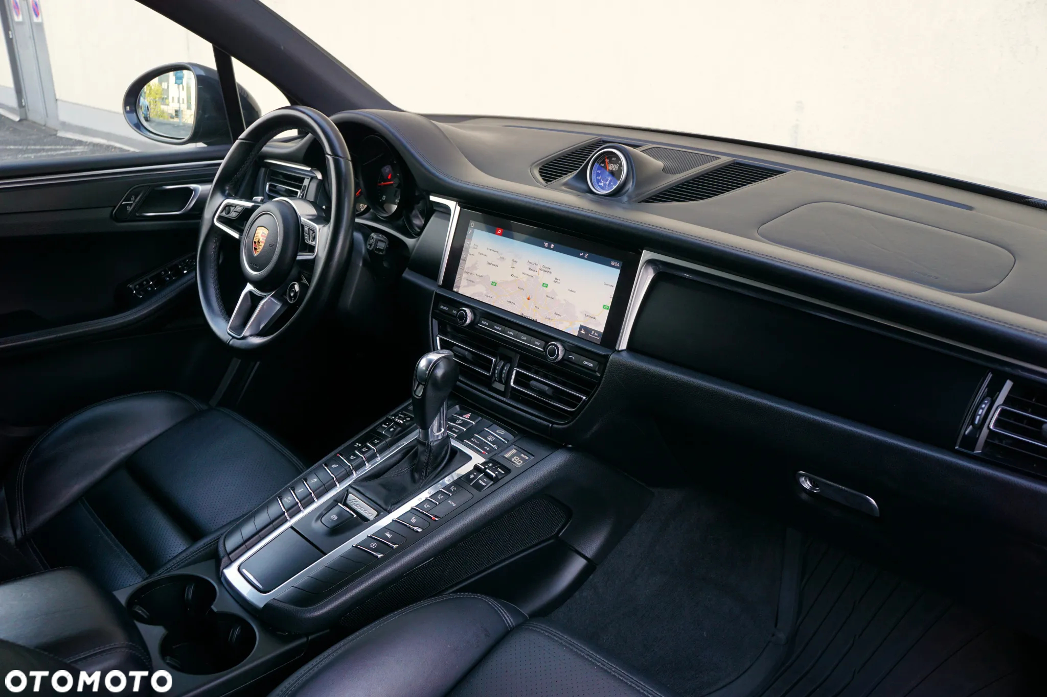 Porsche Macan Standard - 18