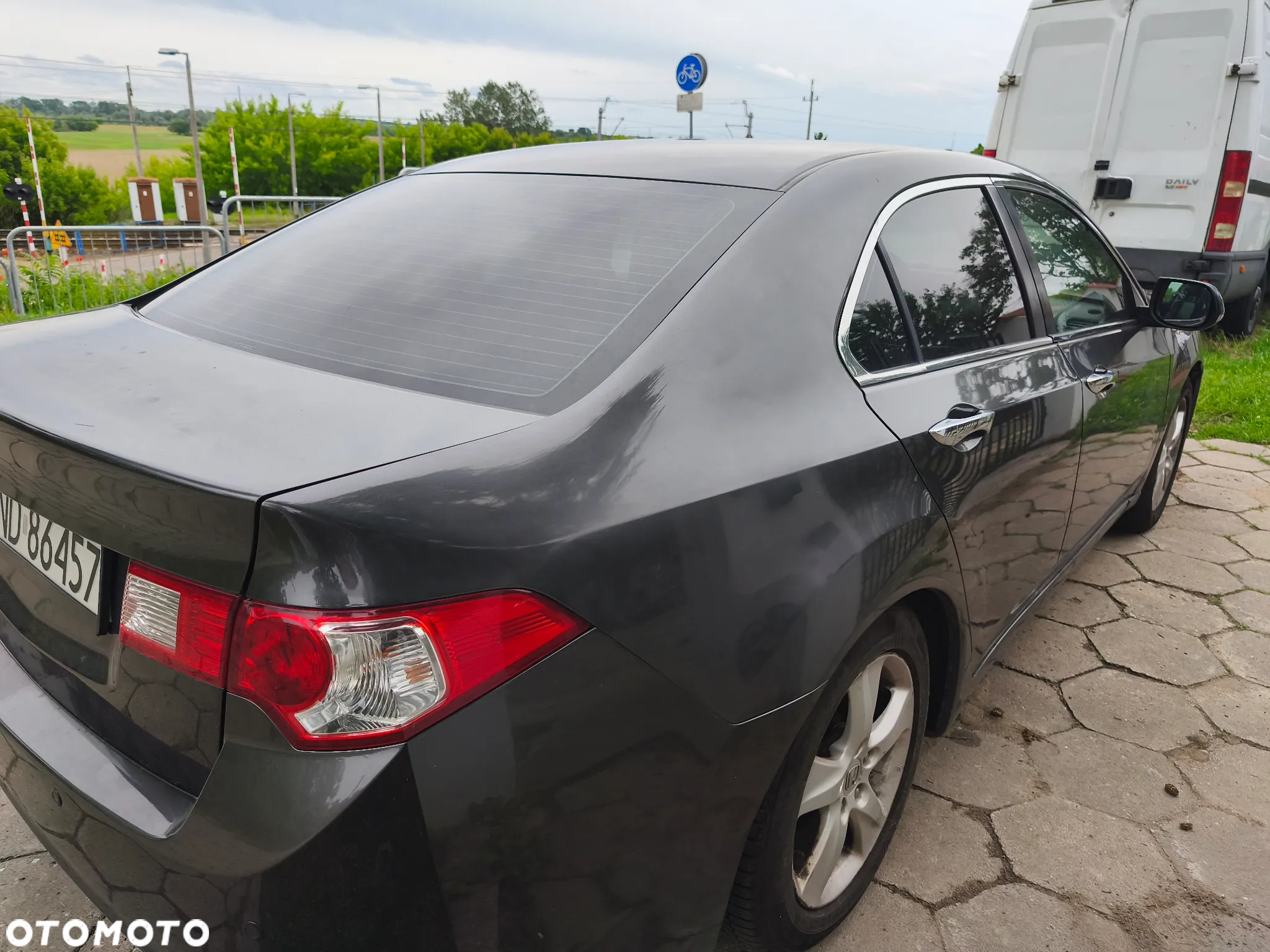 Honda Accord - 2