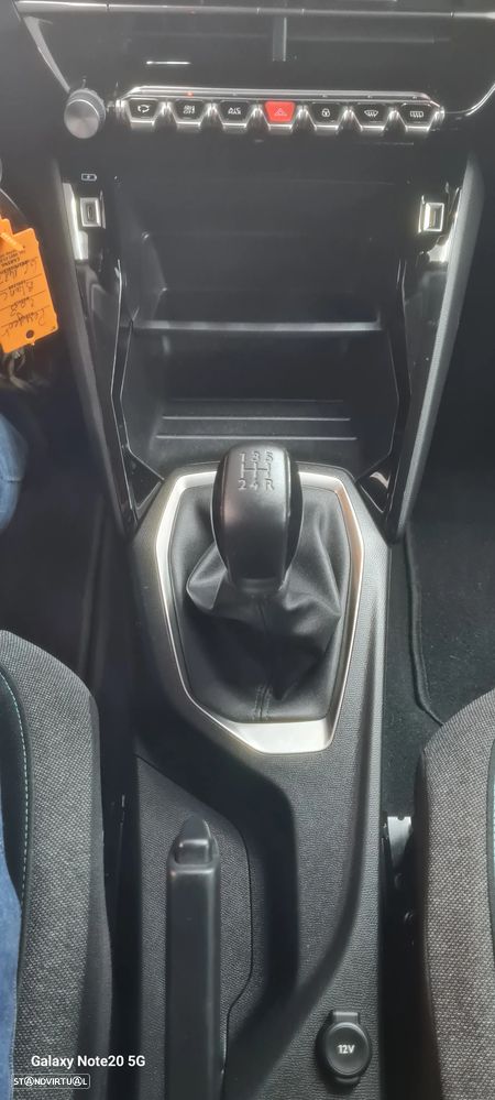 Peugeot 208 1.2 PureTech Like - 32