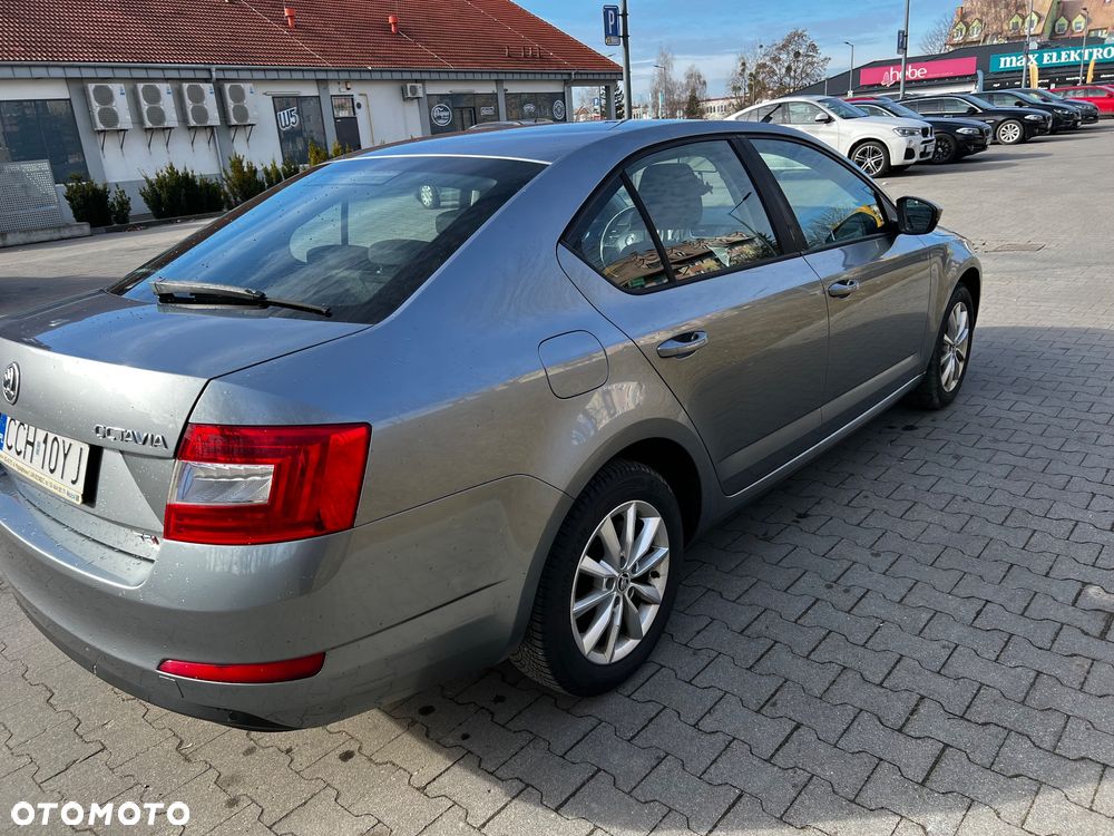 Skoda Octavia 1.4 TSI Ambition - 9