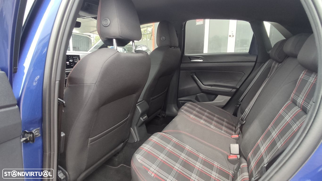 VW Polo 2.0 TSI DSG GTI - 27