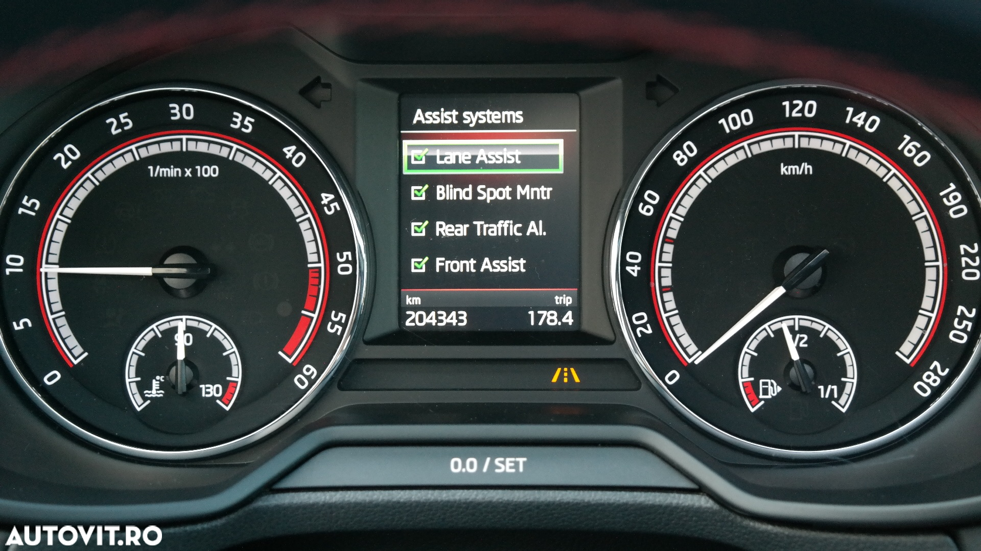 Skoda Octavia 2.0 TDI RS DSG - 18