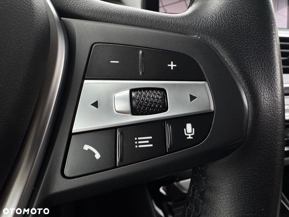 BMW X3 sDrive18d Advantage - 40