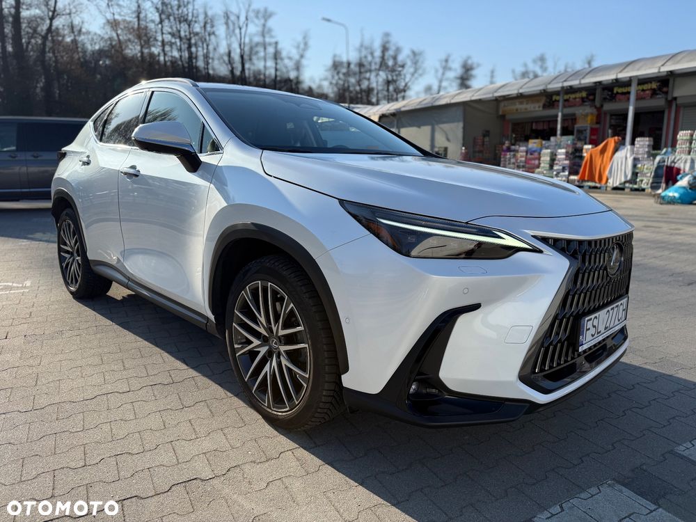 Lexus NX 450h+ Omotenashi AWD - 3
