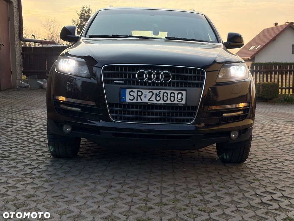 Audi Q7 - 6