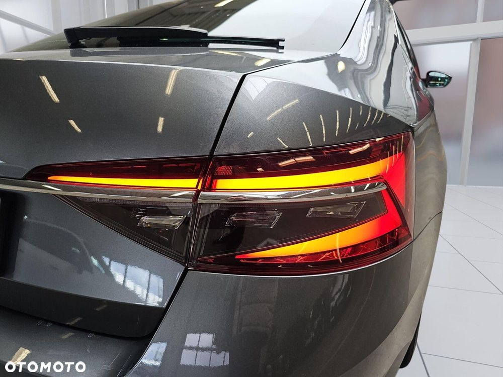 Skoda Superb 2.0 TSI Style DSG - 35