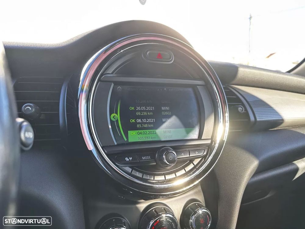 MINI 5 Portas Cooper D - 34