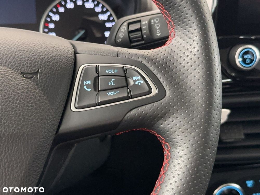 Ford EcoSport - 24