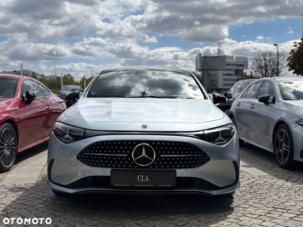 Mercedes-Benz CLA - 2