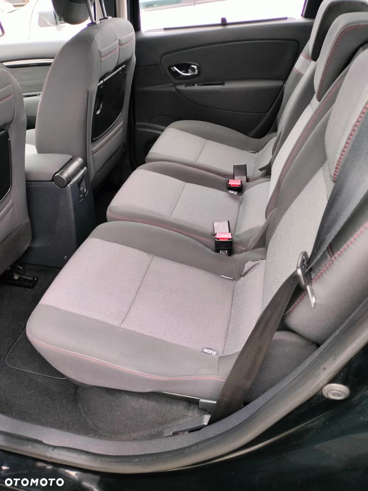 Renault Scenic ENERGY TCe 115 Bose Edition - 11