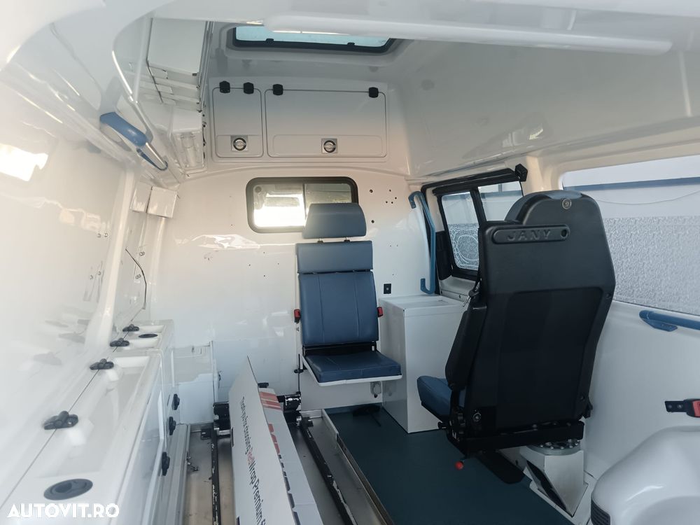 Volkswagen Transporter - 6