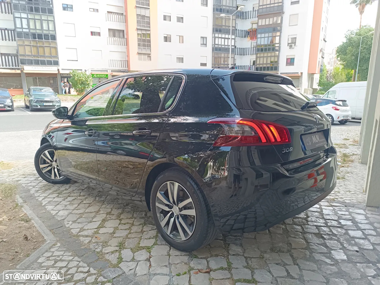 Peugeot 308 1.2 PureTech Allure EAT8 - 5