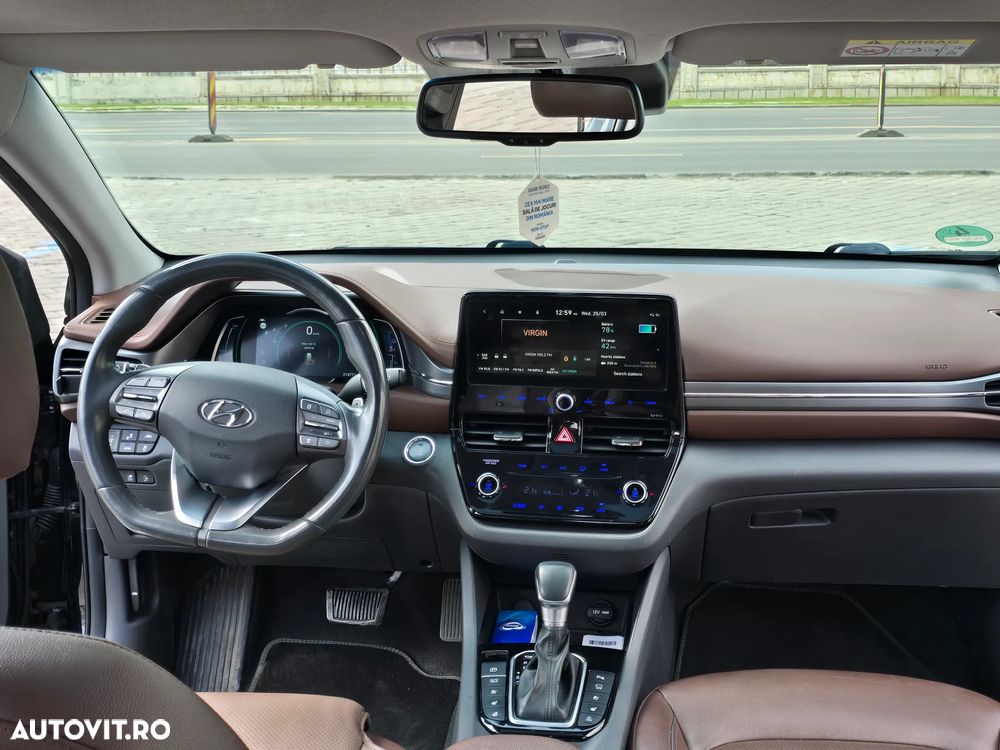 Hyundai IONIQ 1.6 GDI Premium - 8