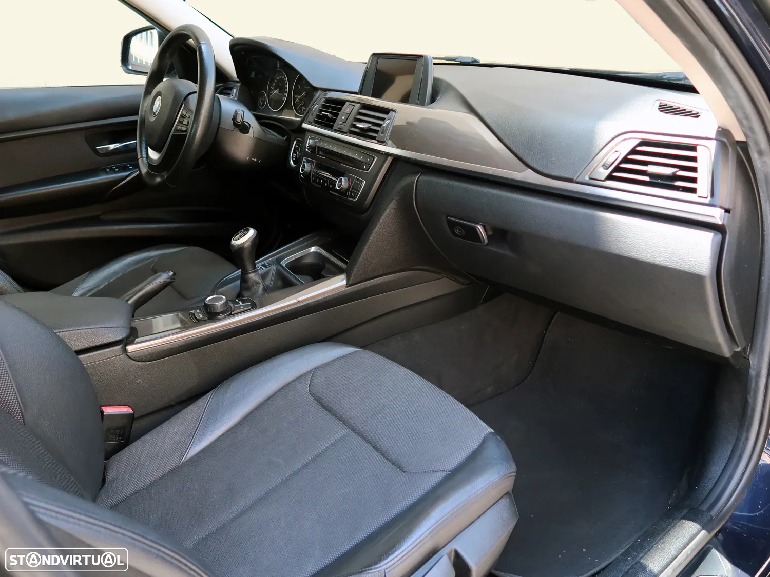 BMW 318 d Line Modern - 13