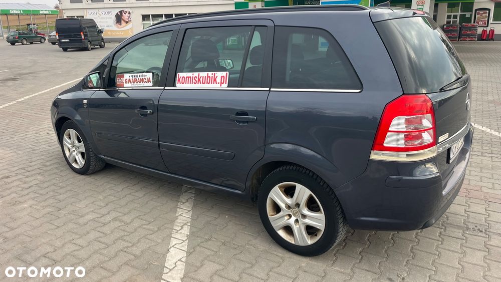 Opel Zafira 1.7 CDTI Essentia - 4