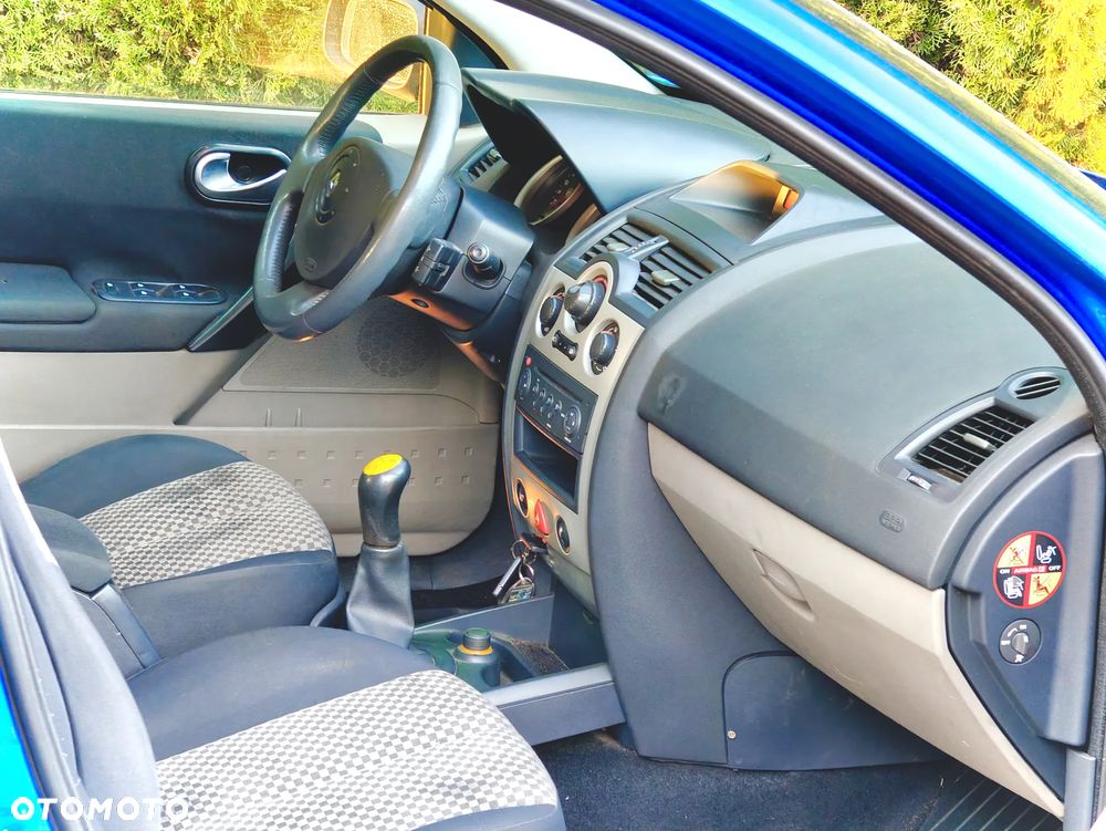Renault Megane 1.6 16V Privilege - 6