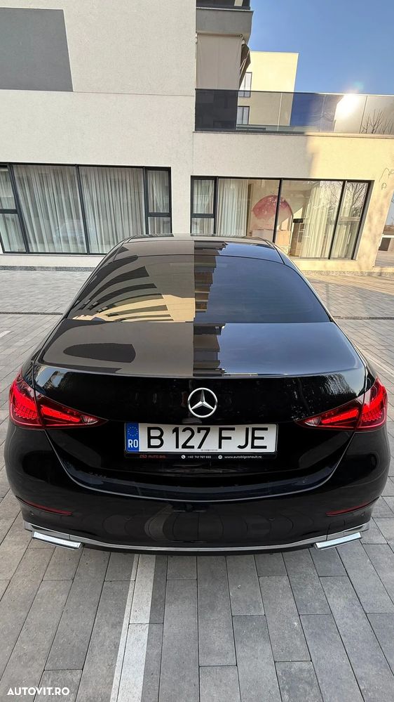 Mercedes-Benz C 300 4Matic 9G-TRONIC AMG Line - 8