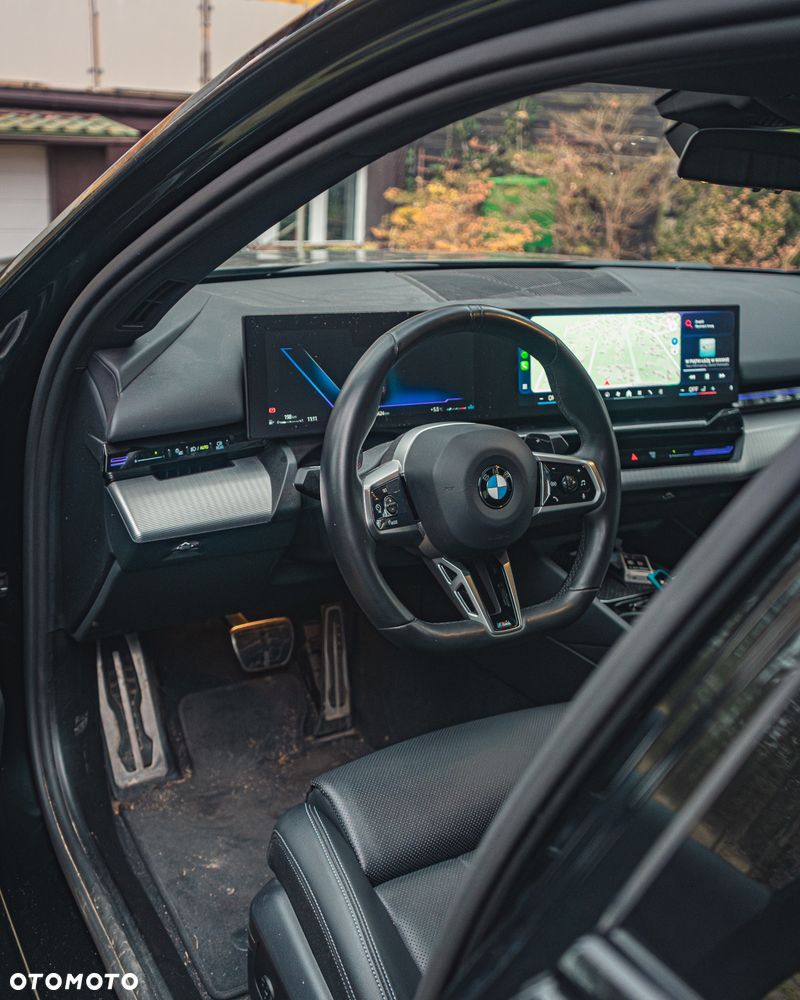 BMW Seria 5 520d xDrive mHEV M Sport - 6