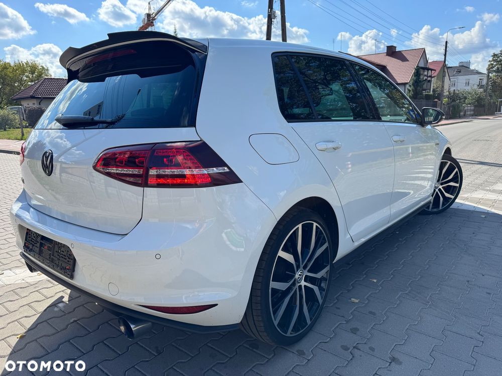 Volkswagen Golf GTI BlueMotion Technology - 5