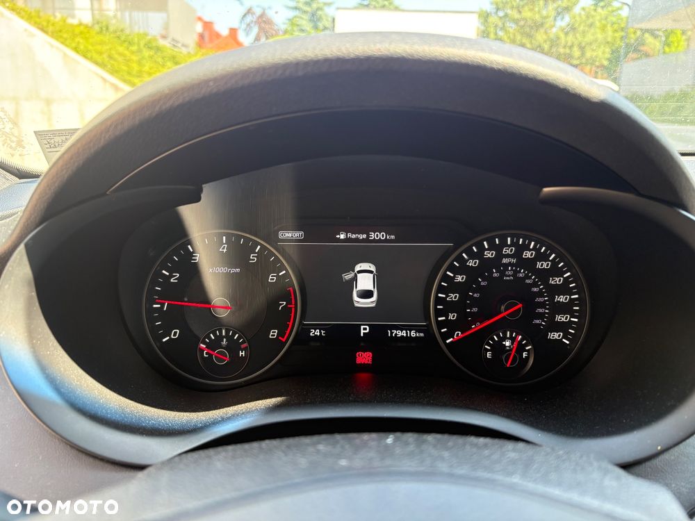 Kia Stinger 3.3 T-GDI AWD GT - 10